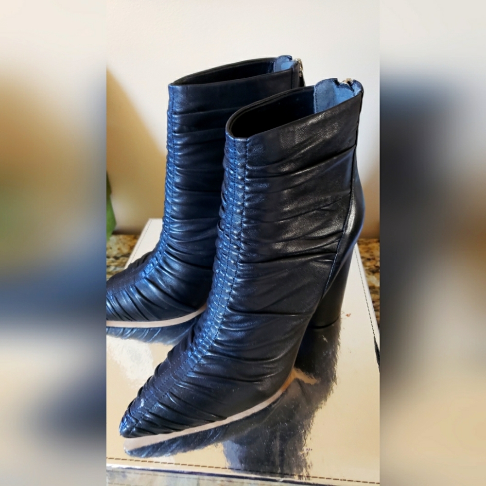 Authentic  Sigerson Morrison Boots